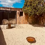 Domaine Lessya, Insolite & Bed and Breakfast Mauguio