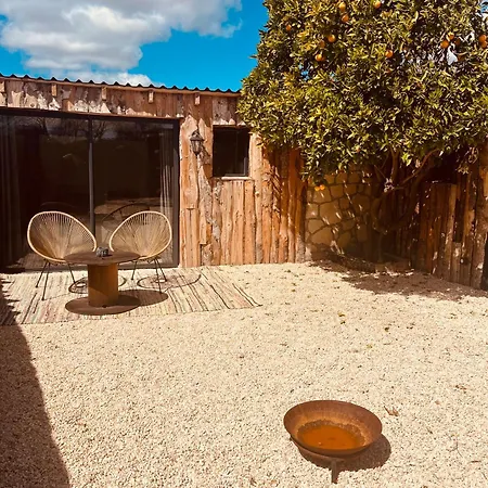 Domaine Lessya, Insolite & Bed & Breakfast Mauguio