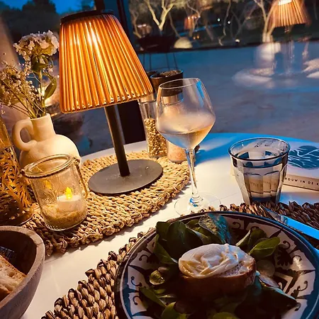 Domaine Lessya, Insolite & 4*