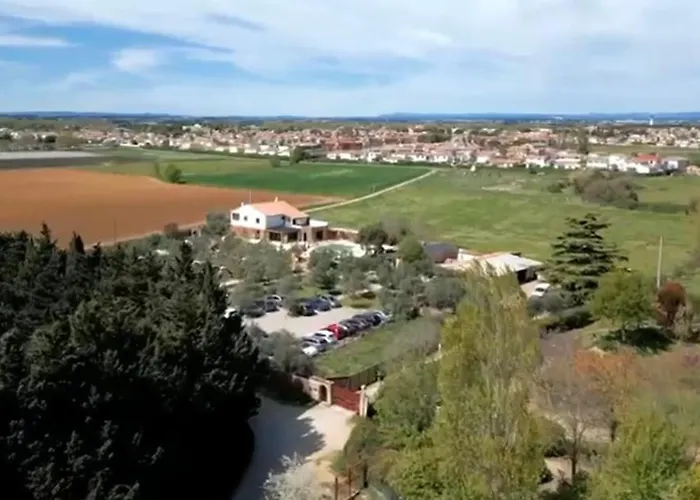 Domaine Lessya, Insolite & מוגויו