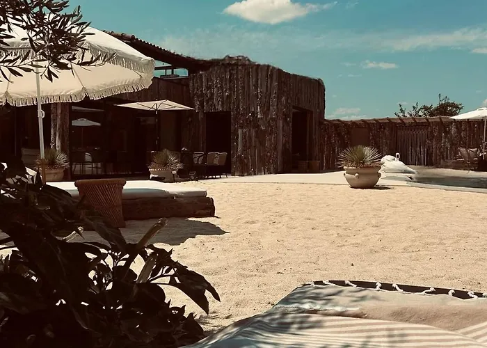 Domaine Lessya, Insolite & לינה וארוחת בוקר